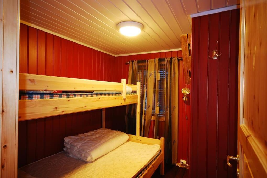 Rorbu With Sauna And Steam. Henningsvær